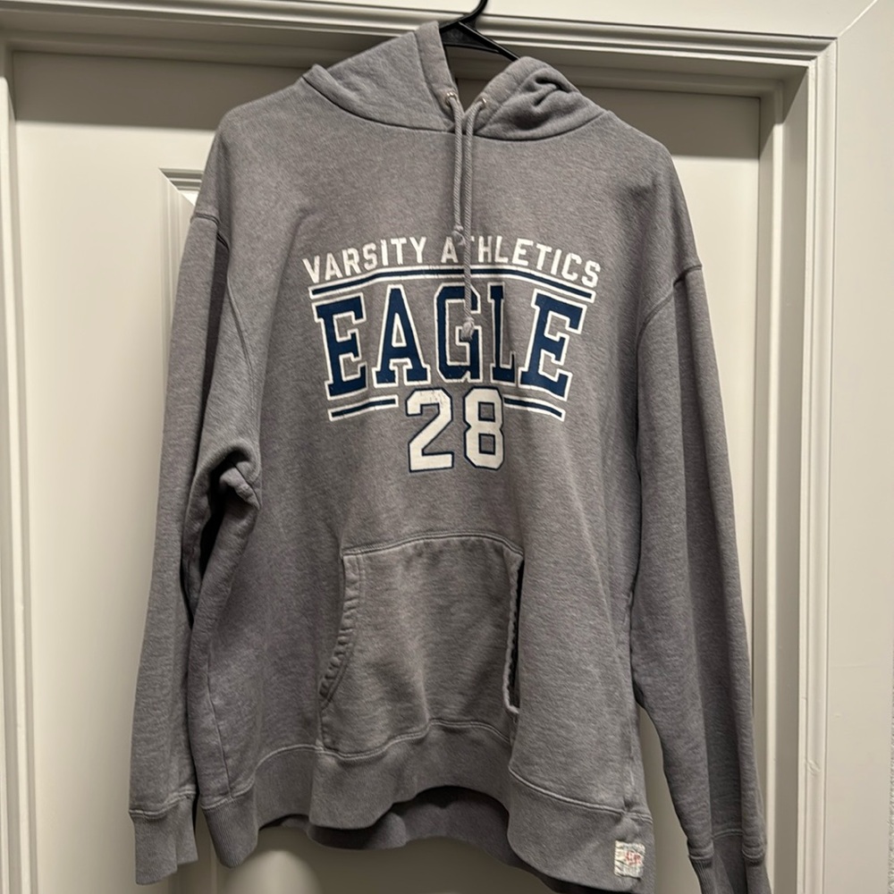 Classic American Eagle Outfitters men’s hoodie